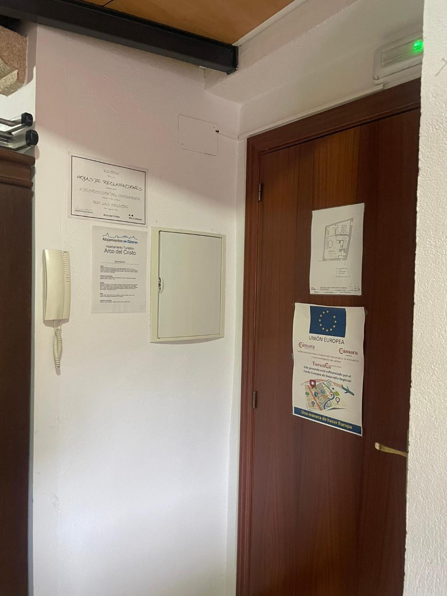 Apartamento Arco Del Cristo Касерес Экстерьер фото